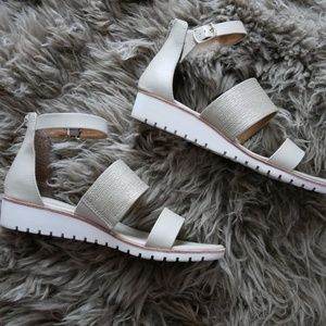 Eurosoft Sandals - barely worn!